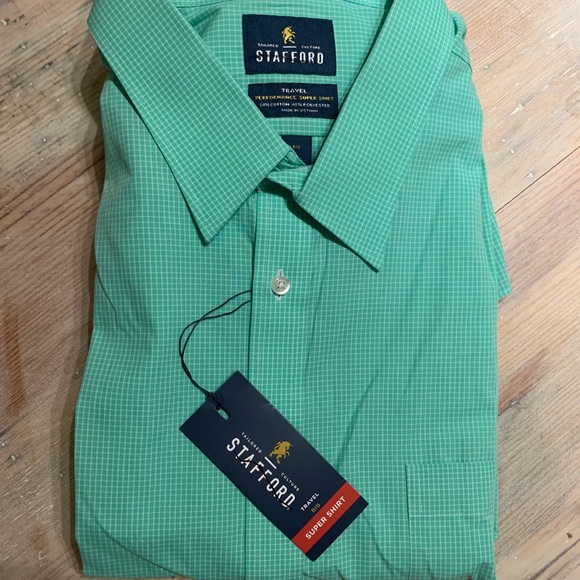 Stafford Other - NWT Stafford travel super shirt long sleeve